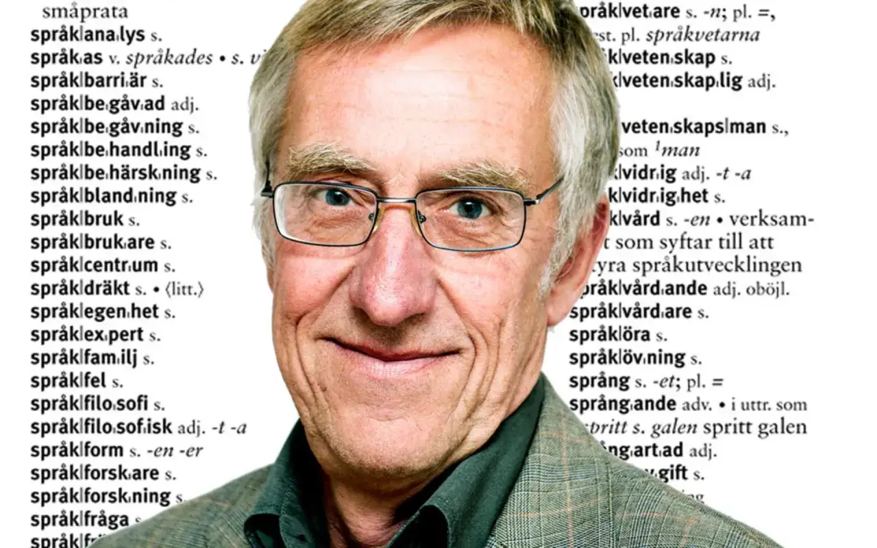 En leende man med glas&ouml;gon, omgiven av ord fr&aring;n en ordbok. En person att se upp till f&ouml;r sin kunskap om spr&aring;k.